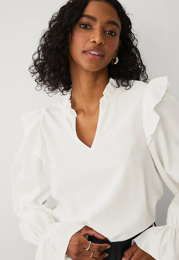 Ellos Collection - Blus med volanger - Vit