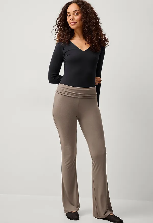 Ellos Collection - Body med v-hals - Svart