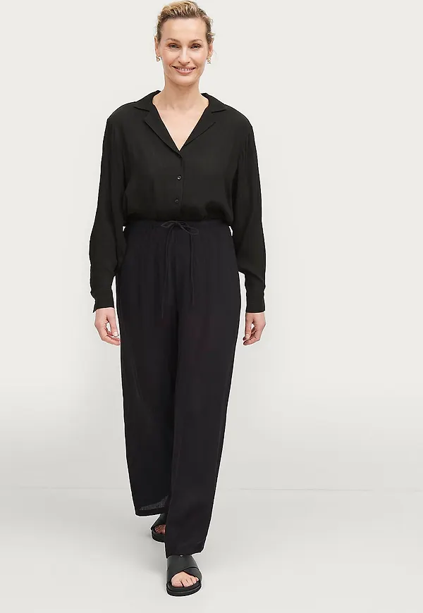 Ellos Collection - Byxor Niki Pleated - Svart