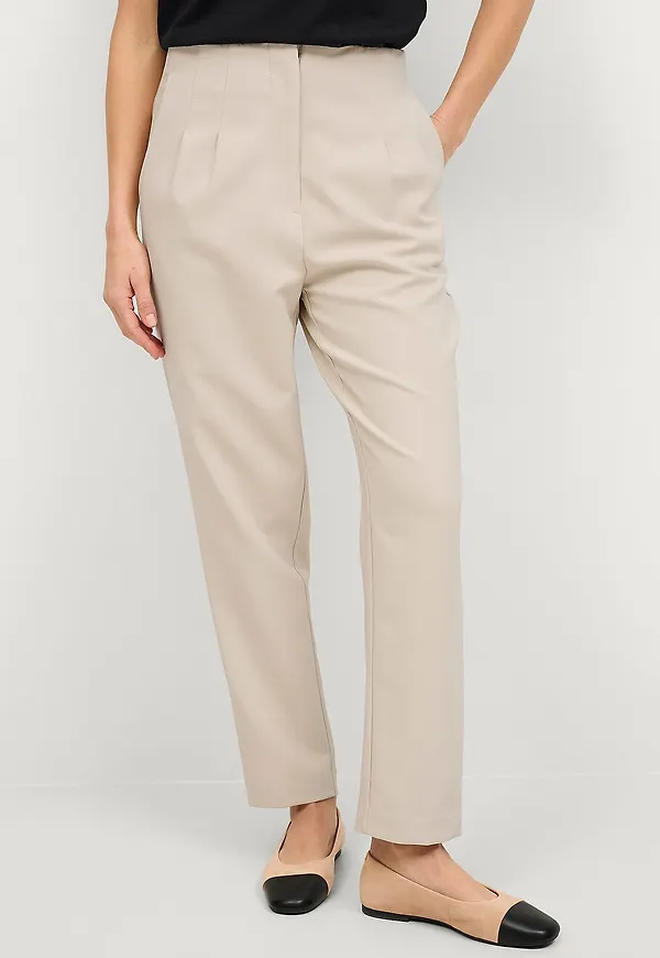 Ellos Collection - Avsmalnande byxor med stretch - Beige