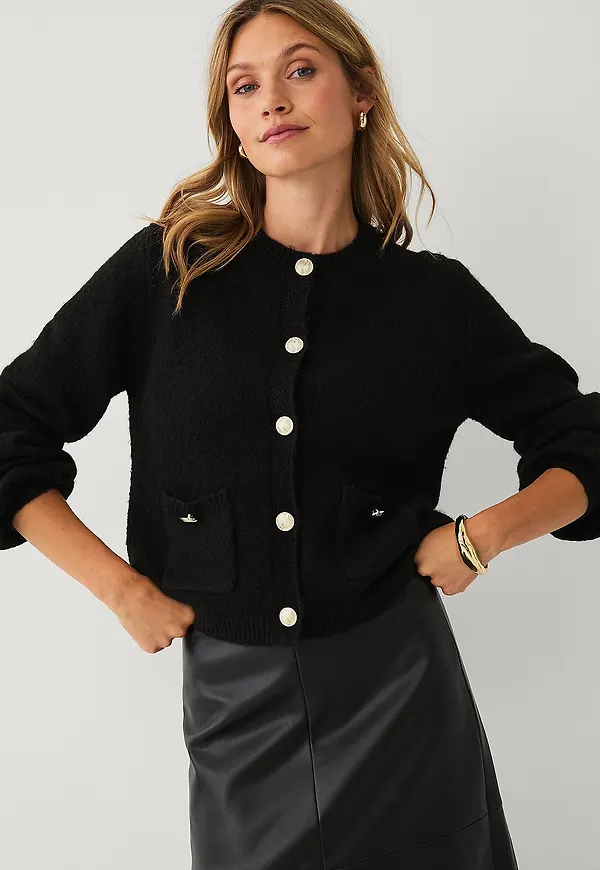 Ellos Collection - Cardigan med guldknappar - Svart