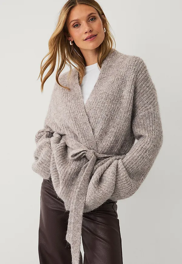 Ellos Collection - Cardigan med knytbälte - Beige