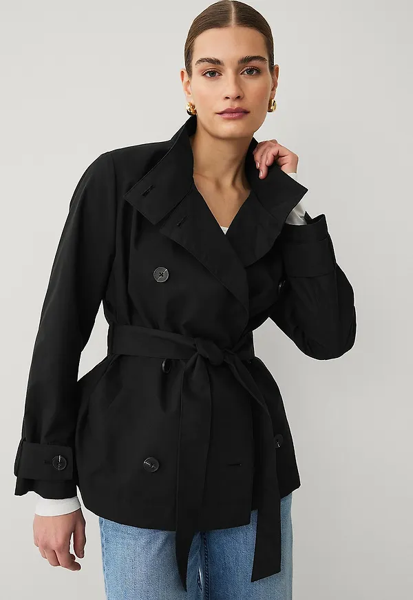 Ellos Collection - Kort trenchcoat - Svart