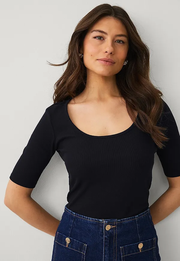 Ellos Collection - Ribbad topp - Svart