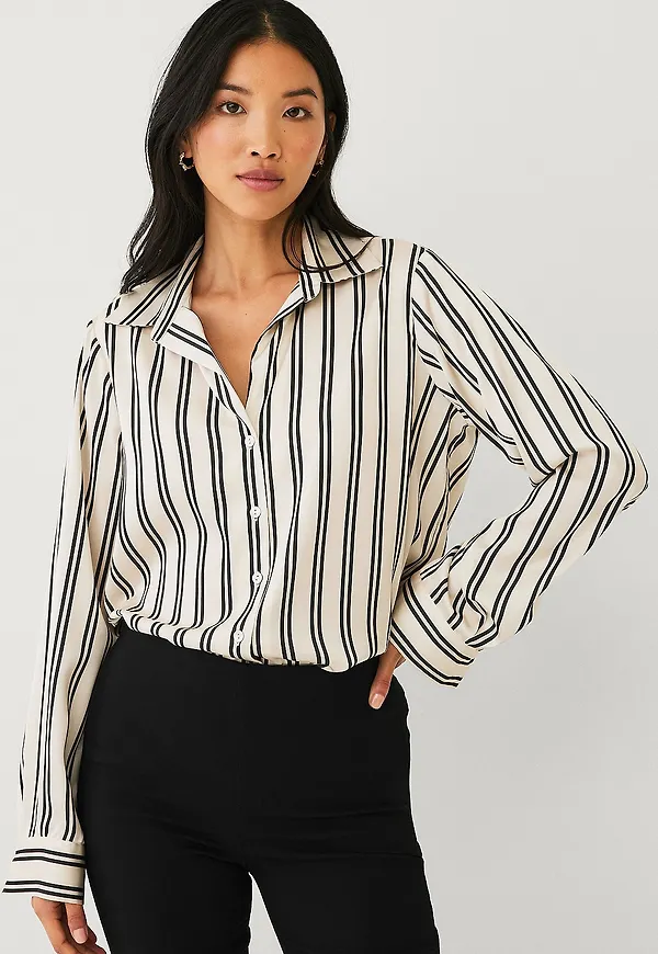 Ellos Collection - Skjorta i satin - Svart