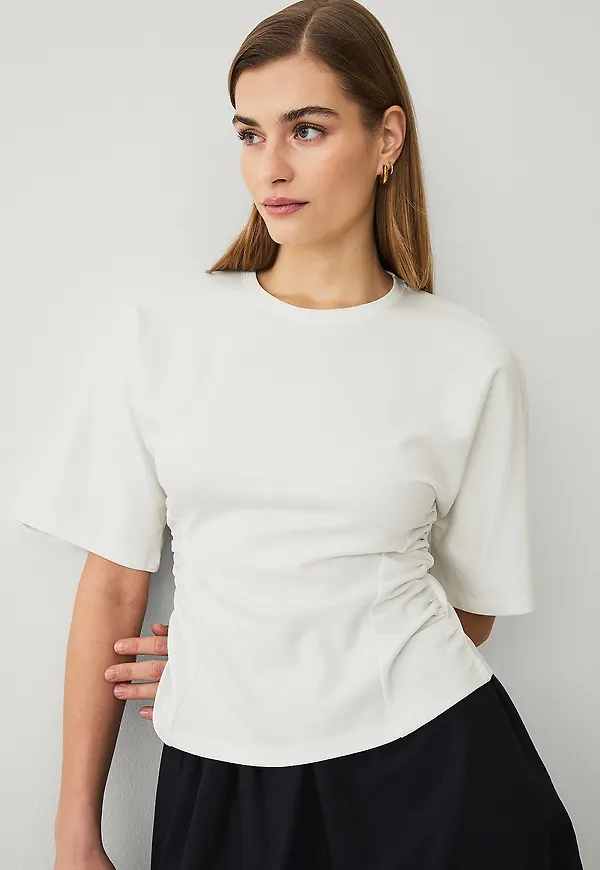 Ellos Collection - Topp med draperade detaljer - Vit