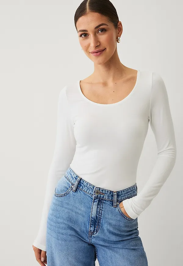 Ellos Collection - Topp med rund hals - Vit