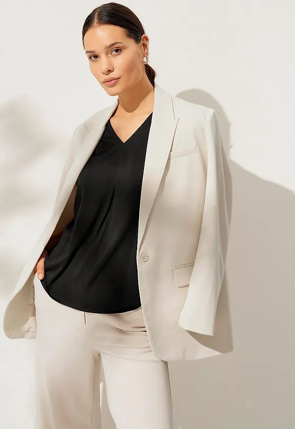 Ellos Collection - Topp med veckade detaljer - Svart