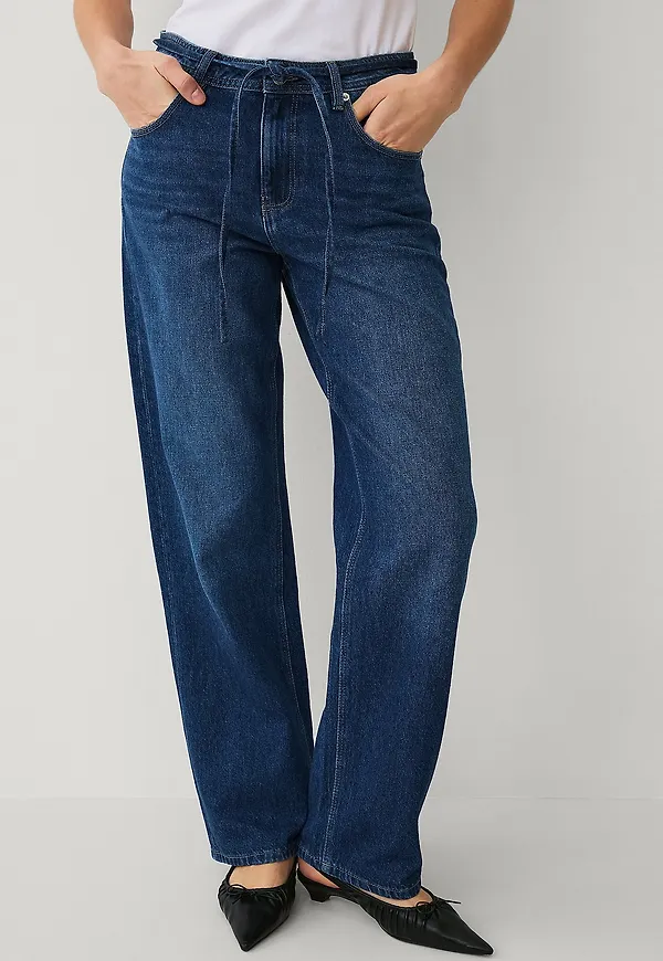 Ellos Collection - Vida jeans med knytskärp - Blå