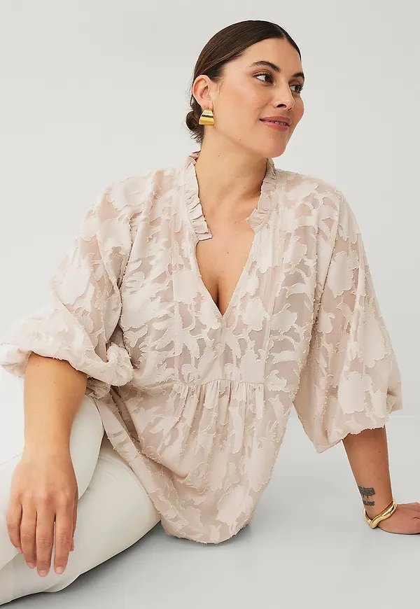 Ellos Plus collection - Jacquardmönstrad blus - Beige