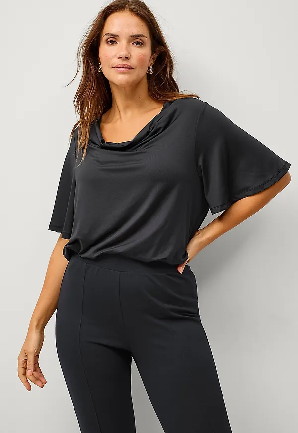 Ellos Plus collection - Topp med draperad halsringning - Svart
