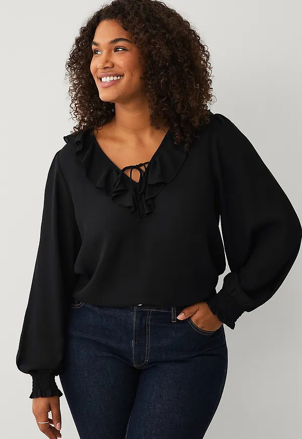 Ellos Plus collection - Blus med volang - Svart