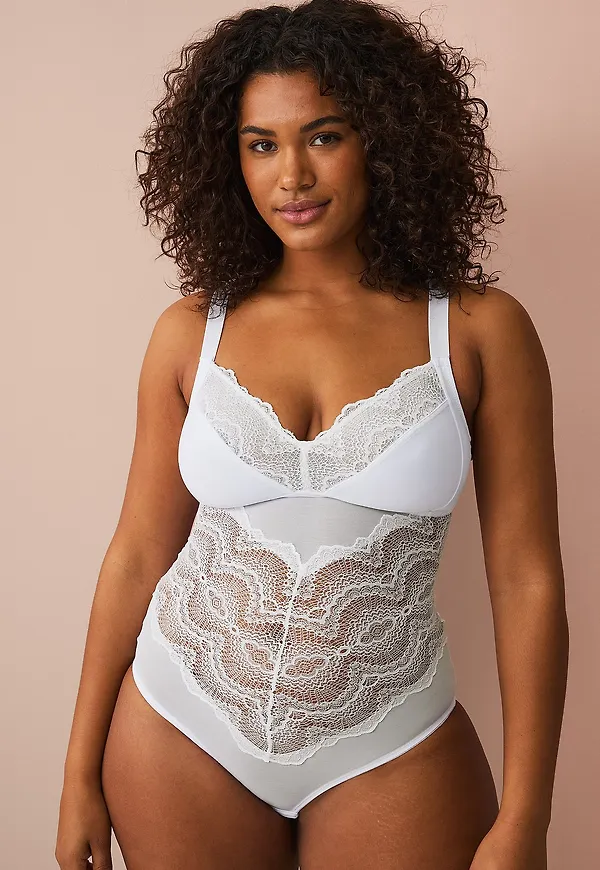 Ellos Plus collection - Body i spets - Vit