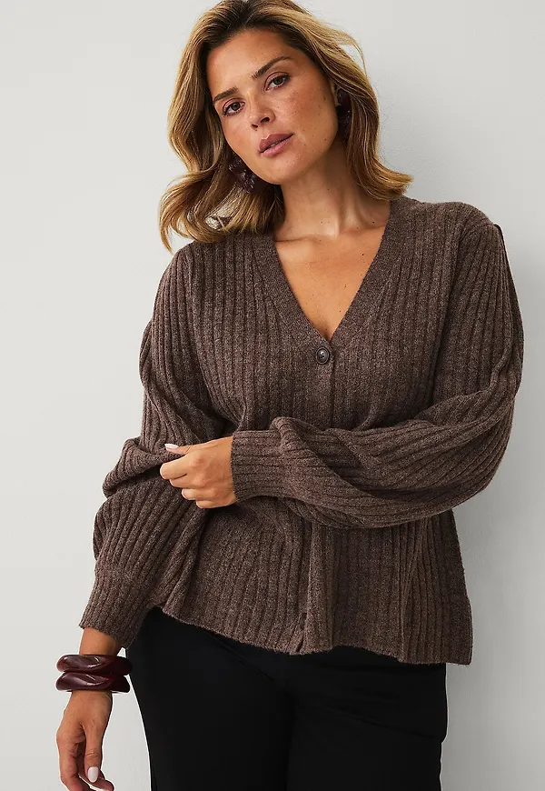 Ellos Plus collection - Cardigan med ballongärmar - Brun