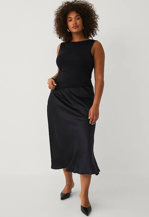 Ellos Plus collection - Kjol i satin - Svart