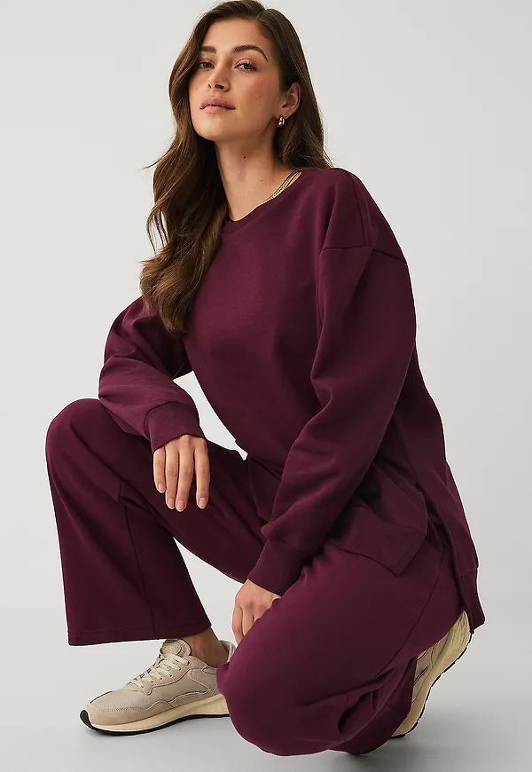Ellos STUDIO - Sweatshirt med slits - Röd