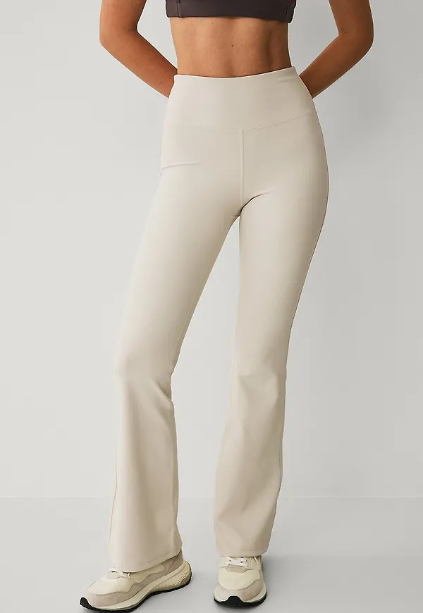 Ellos STUDIO - Träningstights Flare Structure Tights - Natur