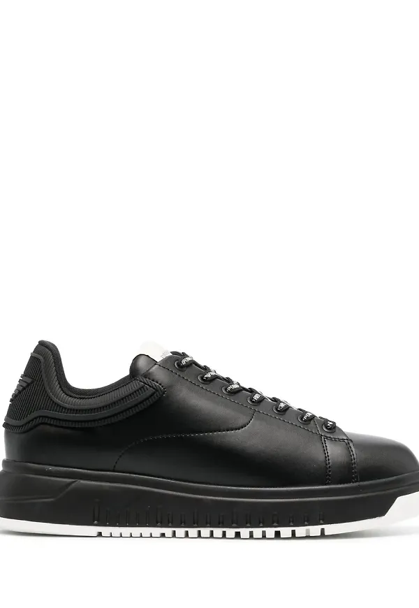 Emporio Armani låga sneakers - Svart