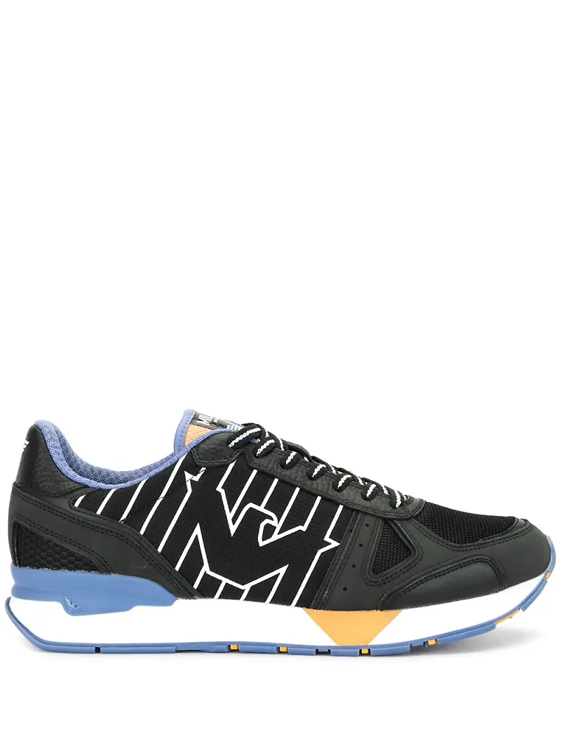 Emporio Armani sneakers med logotyp - Svart