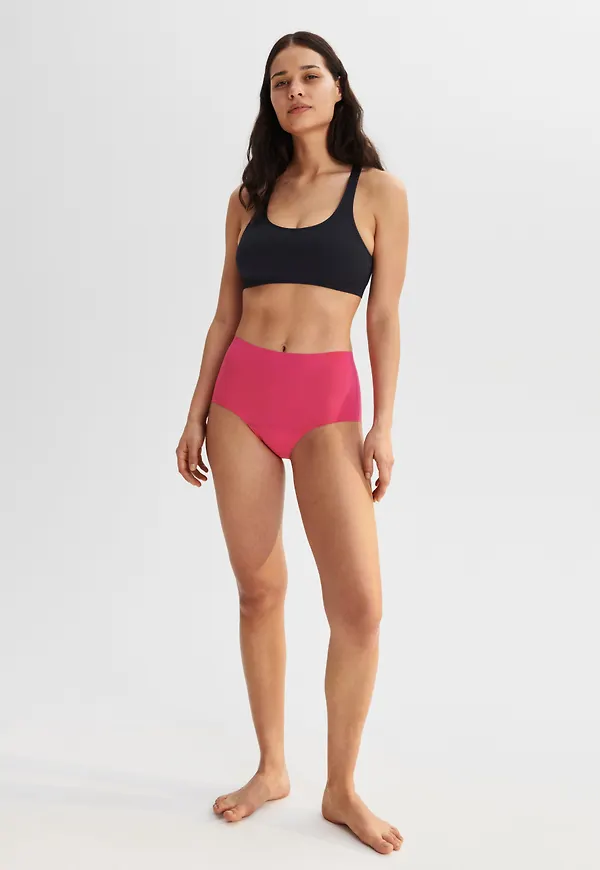 Engineered High Waist Period Proof – Menstrosa Medium