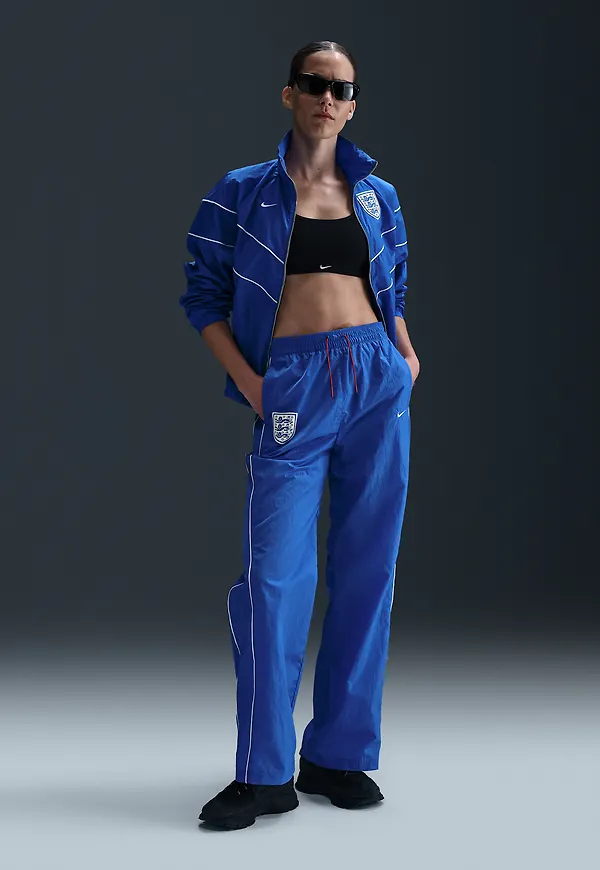 England Windrunner