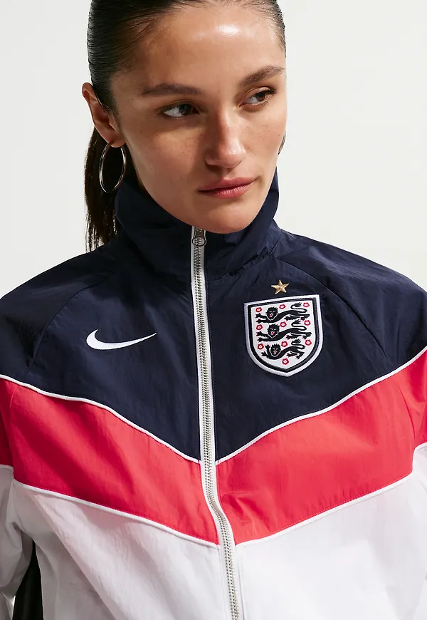 England Windrunner