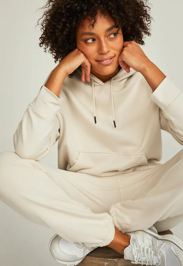 Essential hoodie