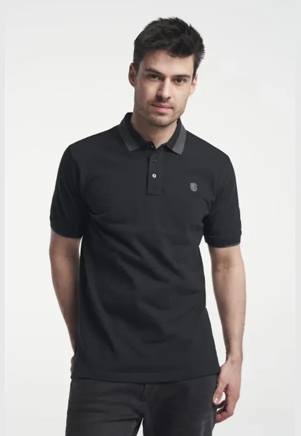 Essential Polo M