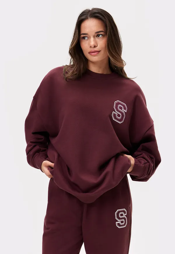 Essential Sweatshirt