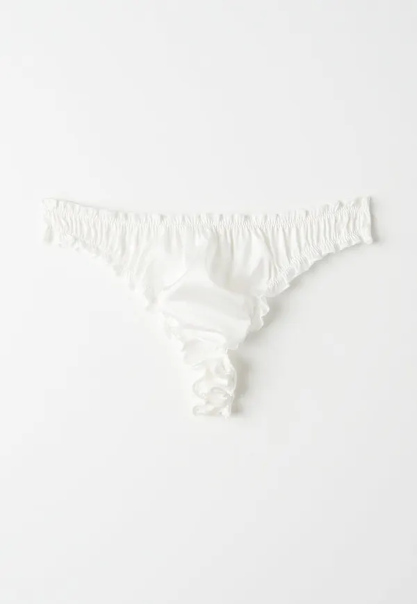 Eva satin string