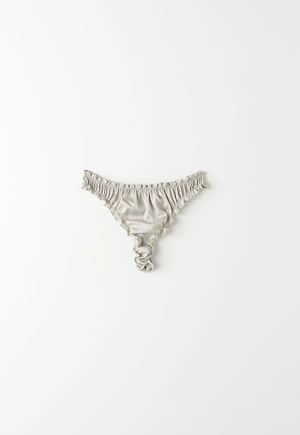 Eva satin string