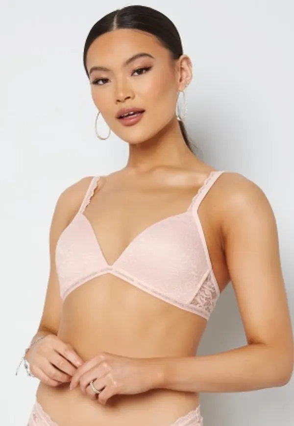 Calvin Klein Light Lined Triangle TJQ BARELY PINK L
