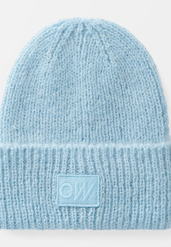 Borstad, stickad beanie med logga