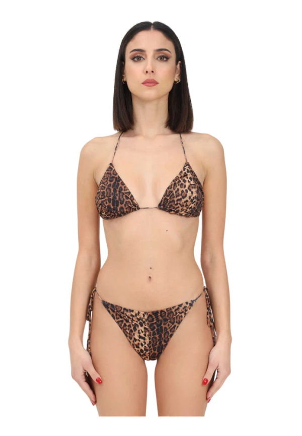 F**k Bikini Brun, Dam
