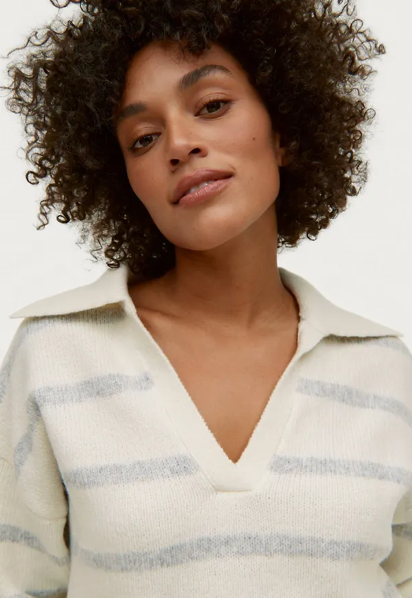 Gina Tricot - Tröja Flora Knitted Sweater - Vit
