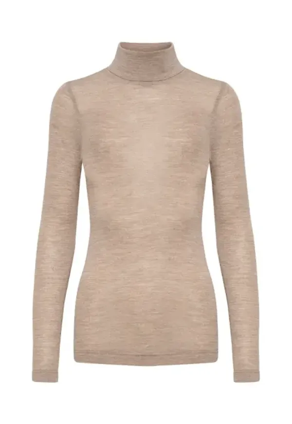 Fang Rollneck