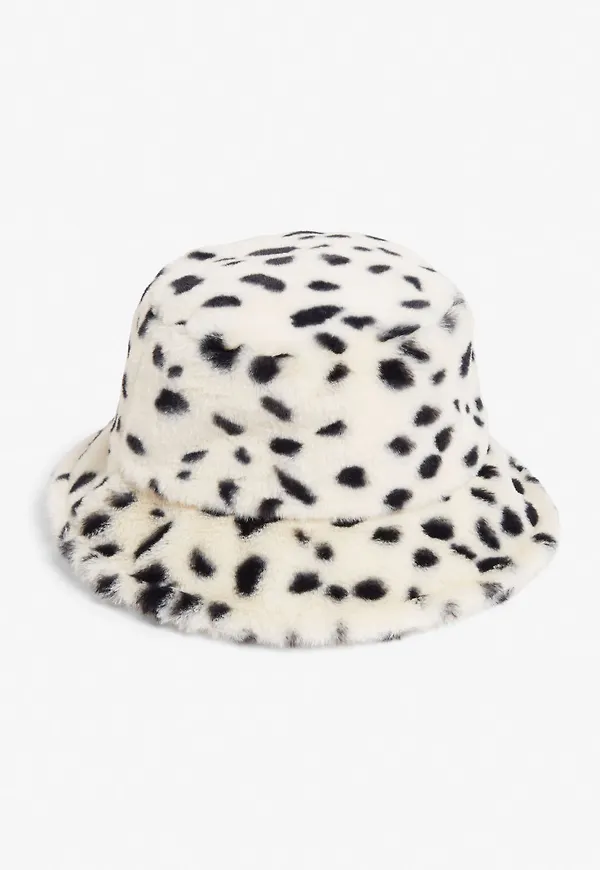 Faux fur bucket hat - White