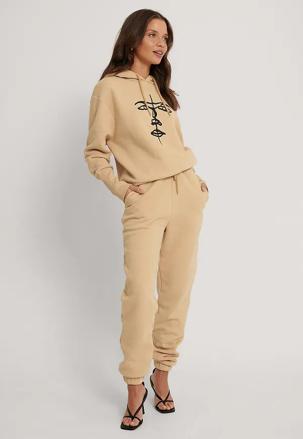 Lisa-Marie Schiffner x NA-KD Ekologiska Sweatpants Med Dragsko - Beige