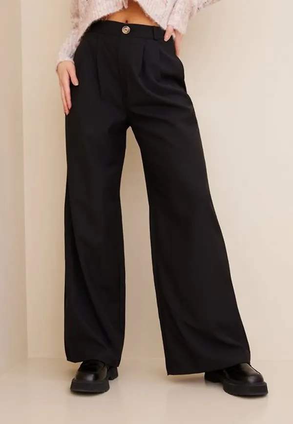 Missguided Grandad Pleat Front Trouser Vida byxor