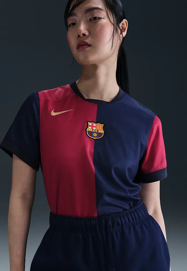 FC Barcelona 2024/25 Stadium (hemmaställ)