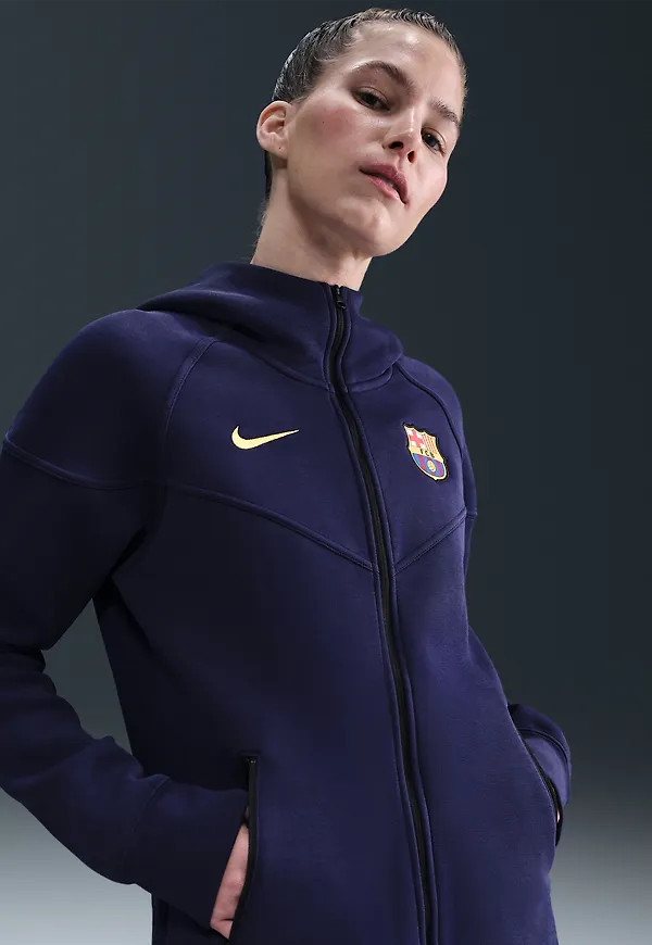 FC Barcelona Tech Windrunner