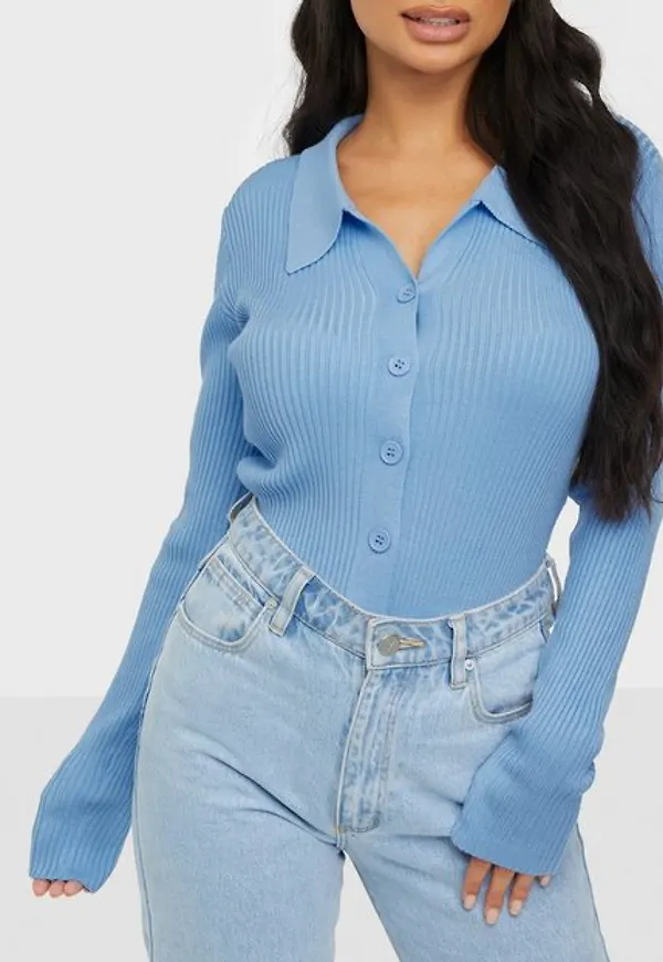Missguided Button Deatil Collar Crop Top Långärmade toppar