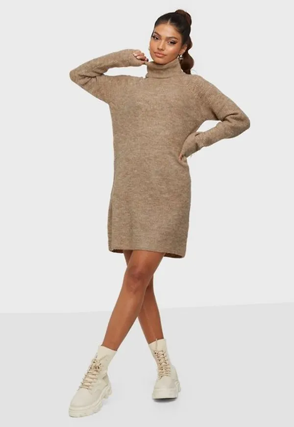 Pieces Pcellen Ls High Neck Knit Dress Noo Stickade klänningar Silver Mink
