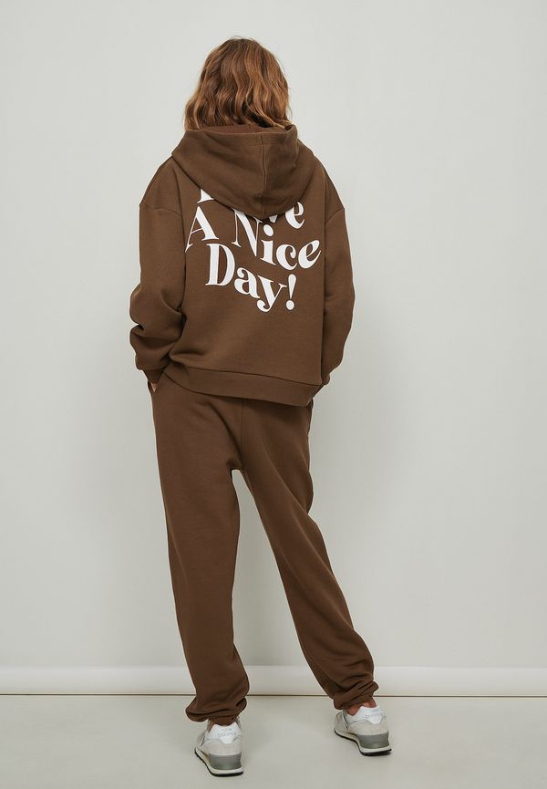 NA-KD Basic Ekologiska, avsmalnande sweatpants - Brown