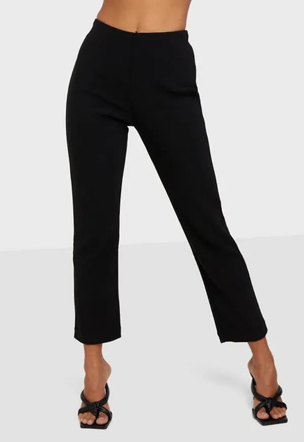 By Malene Birger Vilea. Byxor