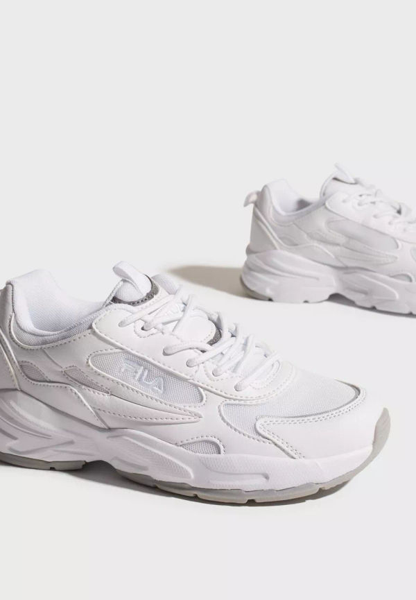 Fila vita sneakers on sale