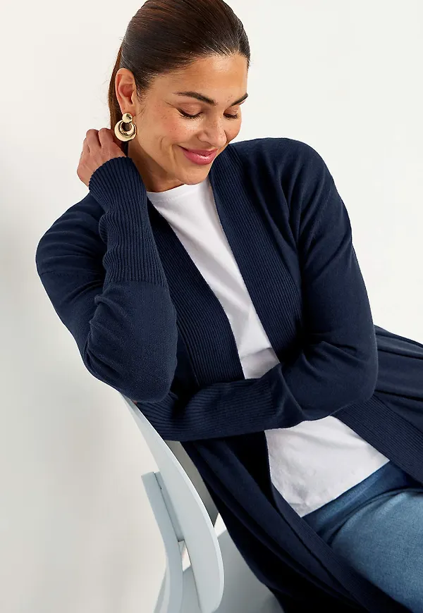 Finstickad cardigan