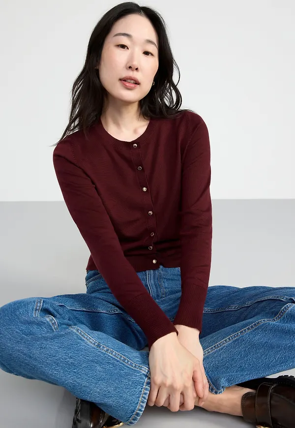 Finstickad cardigan