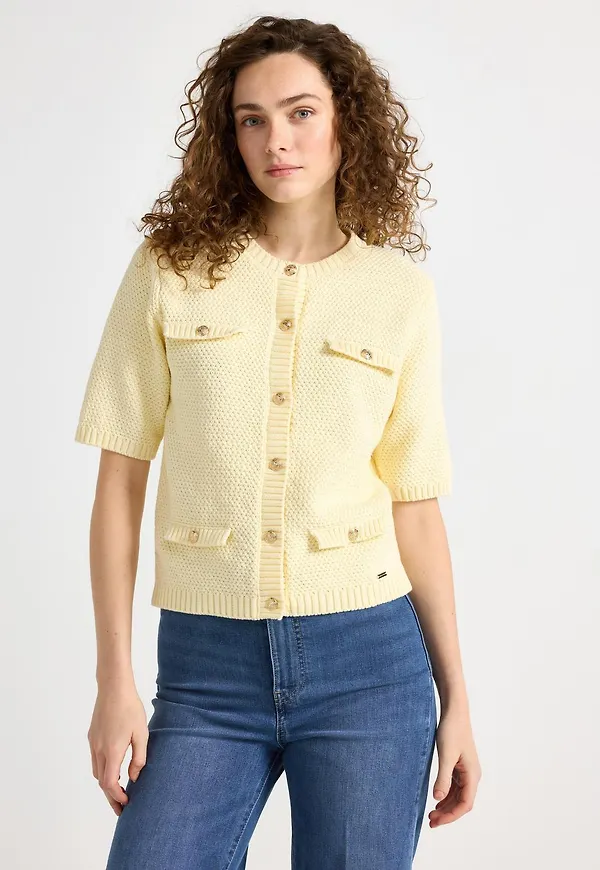 Finstickad cardigan