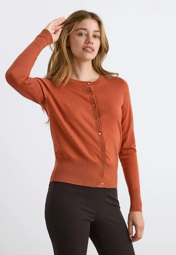 Finstickad cardigan